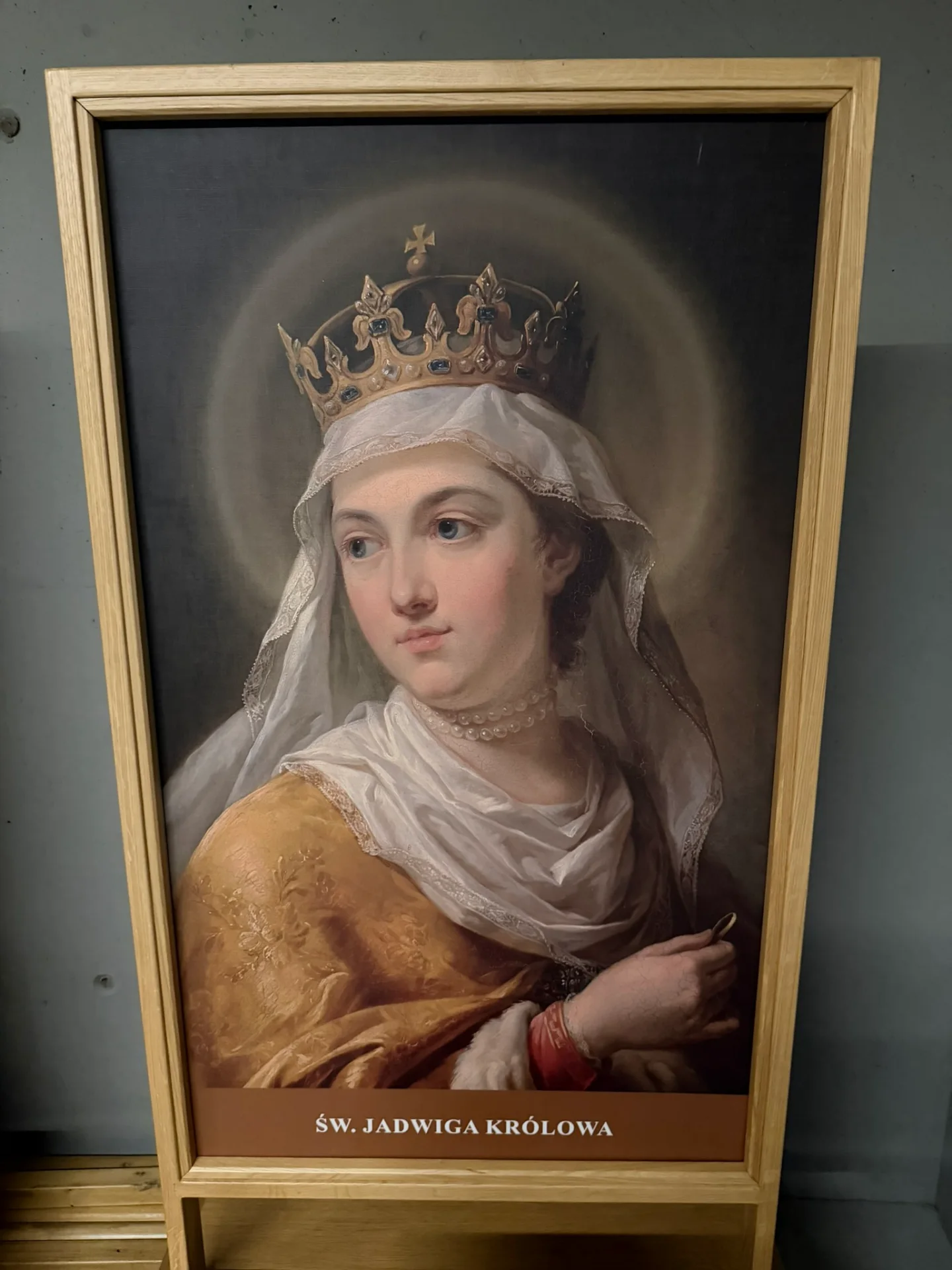 Portrait representing Queen Jadwiga; not a depiction of the reported miracle