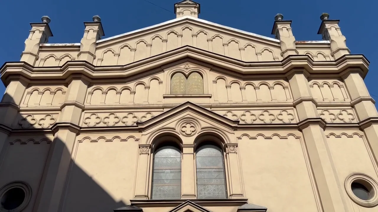 The exterior of the Tempel Synagogue in Kraków.