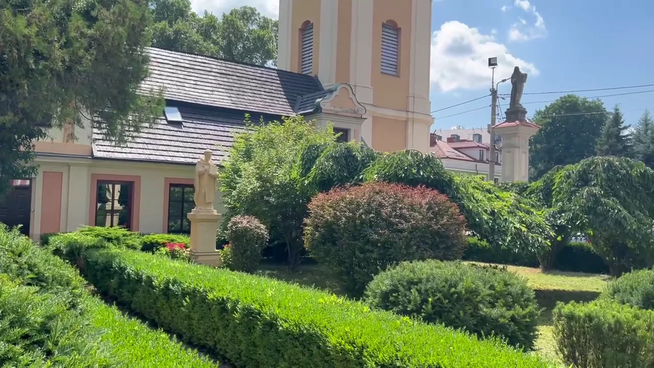 A monastic complex in Sandomierz seen within its surrounding landscape.