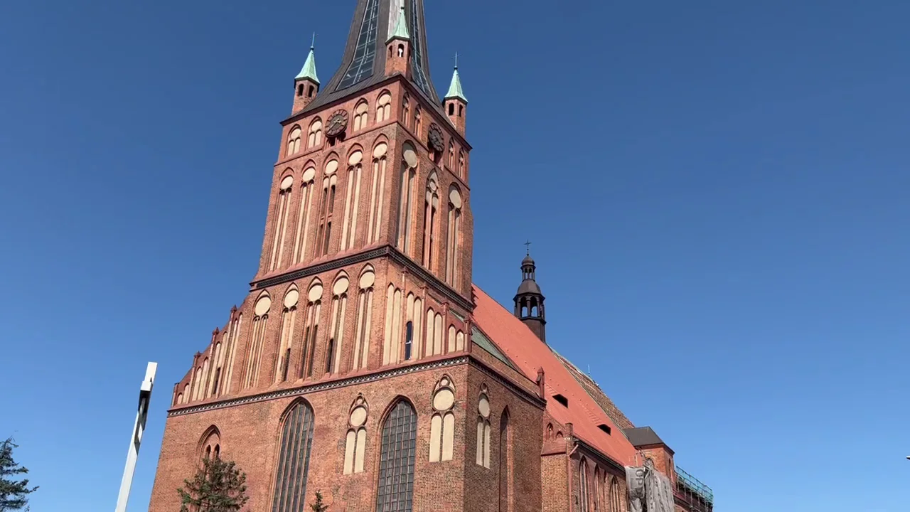 St James Cathedral in Szczecin, a church shaped by Reformation, wartime destruction, post-war population change and reconstruction.