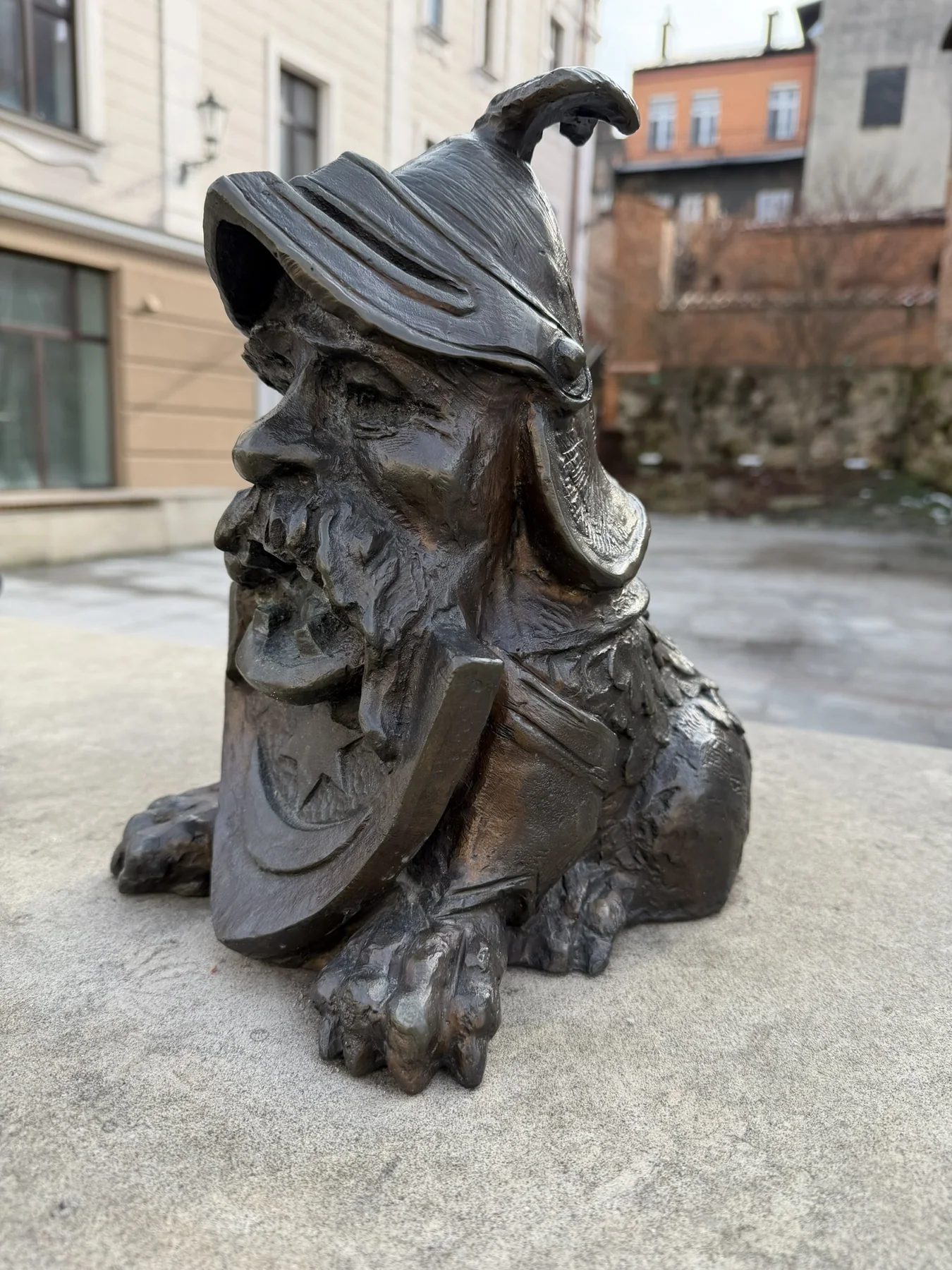 Original Brit in Poland photograph: Maszkarony tarnowskie (Tarnow statue.JPEG)