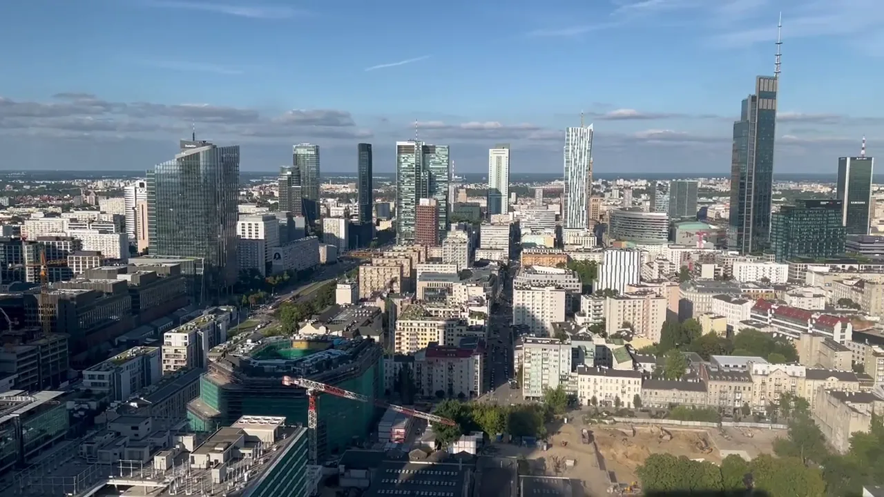 Wide view over Warsaw’s historic blocks and modern skyline