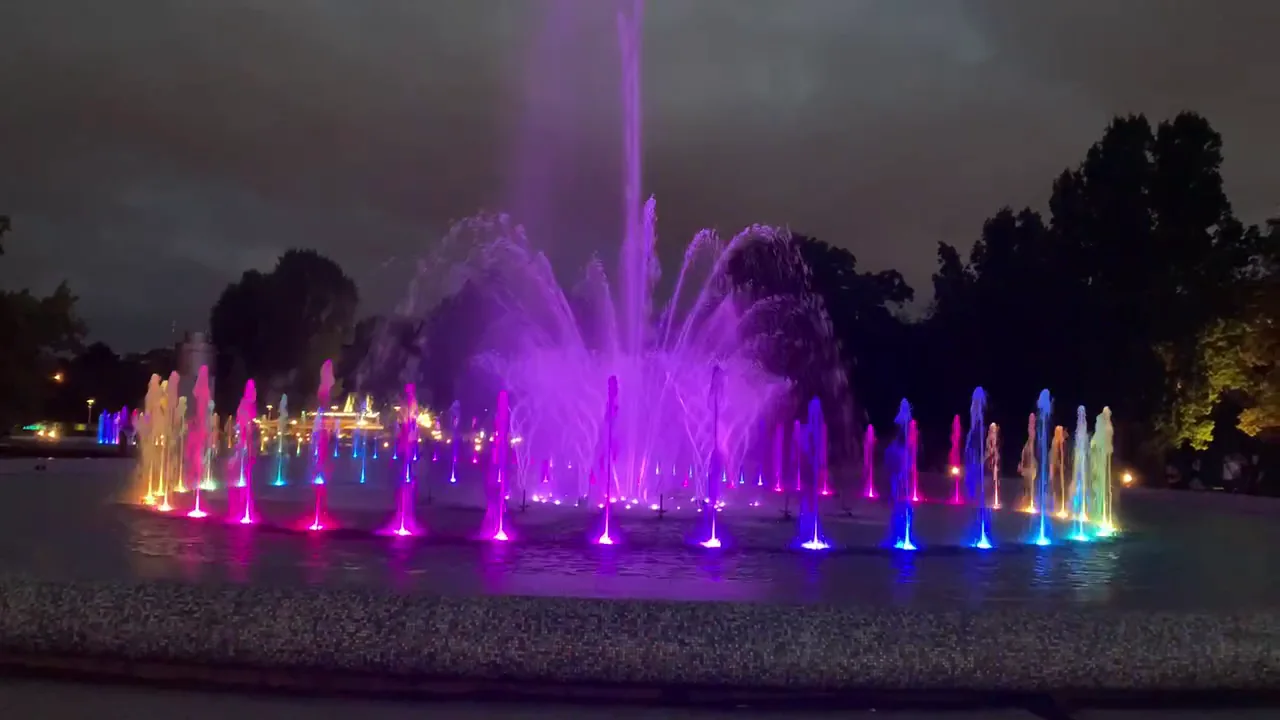 Your photograph of the Multimedia Fountain Park