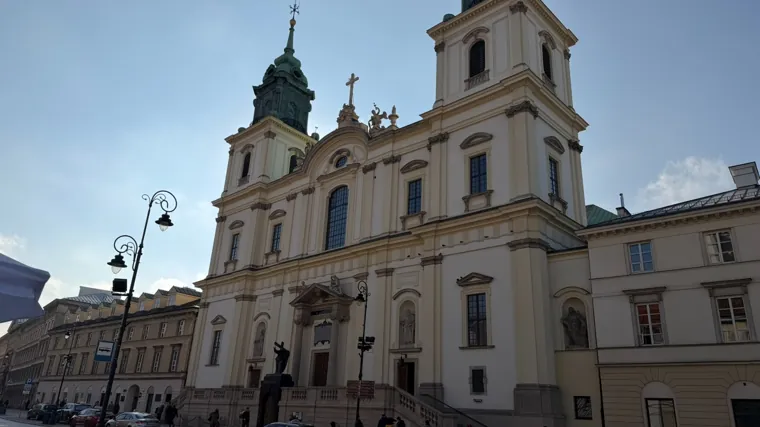 Holy Cross Basilica on Krakowskie Przedmieście