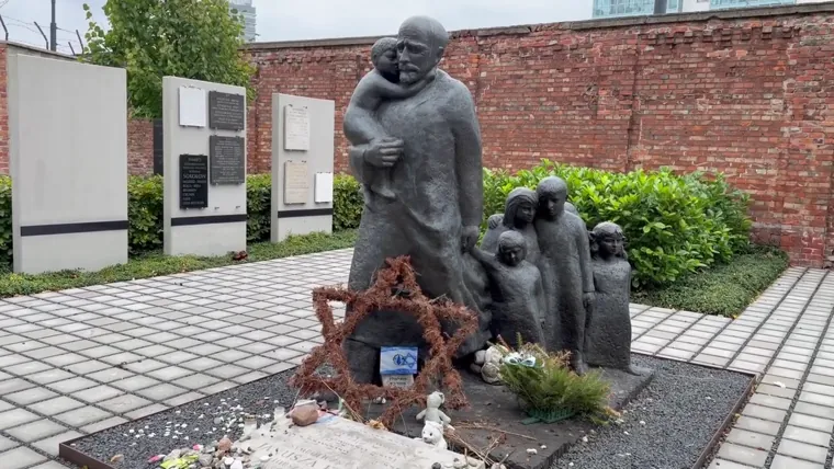 Memorial to Janusz Korczak and the children — not his burial place